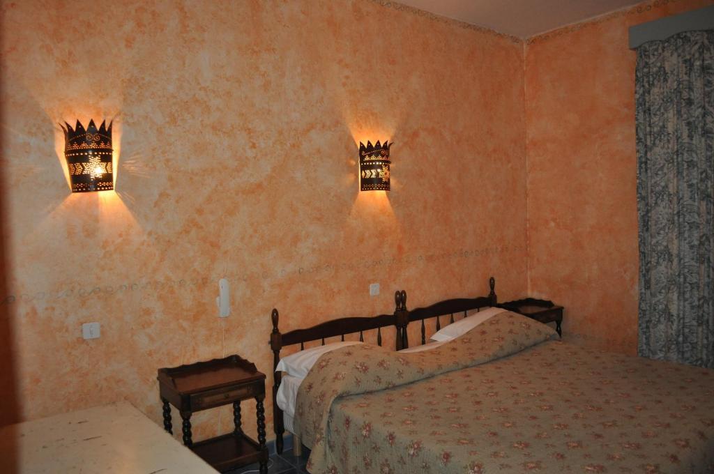 Hotel Restaurant L'Incudine Zonza Oda fotoğraf