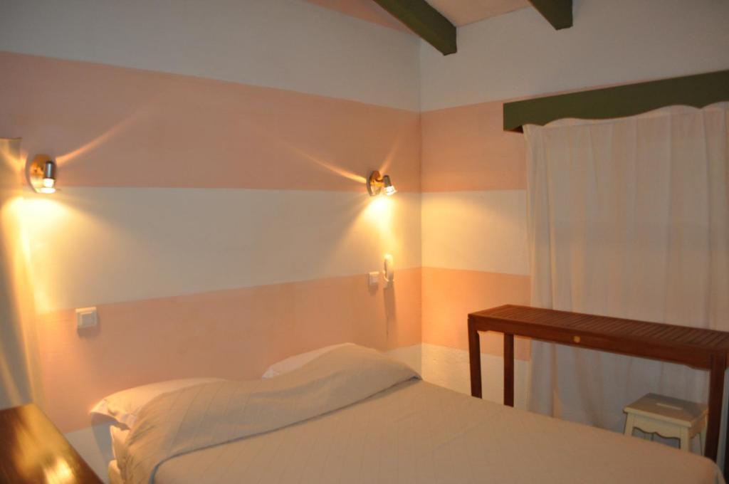 Hotel Restaurant L'Incudine Zonza Oda fotoğraf